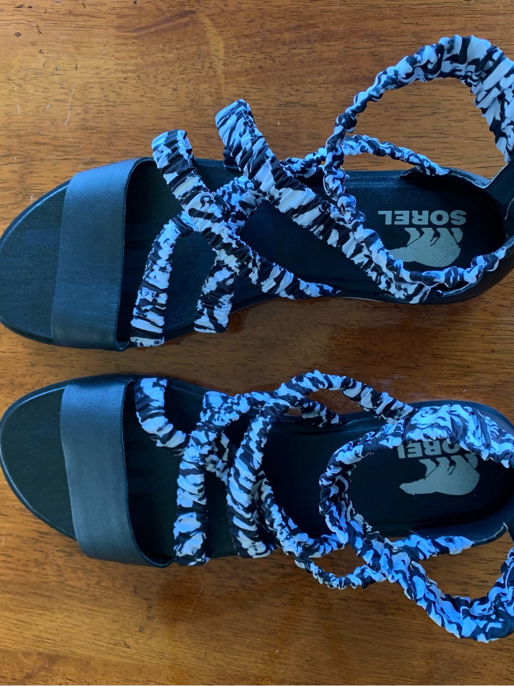 NWOT Sorel Women's Black Sandal with Black & White Straps